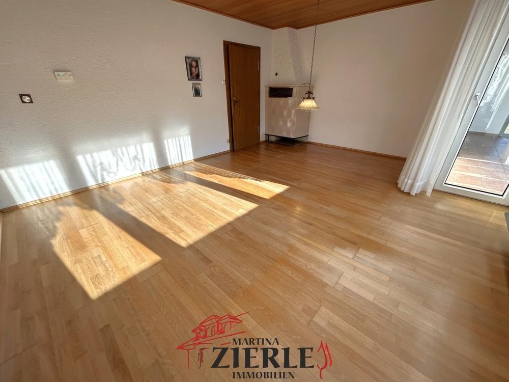 7- Wohnzimmer EG