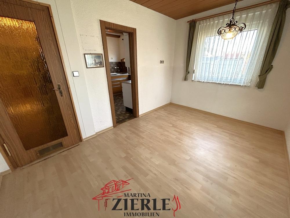 8- Esszimmer