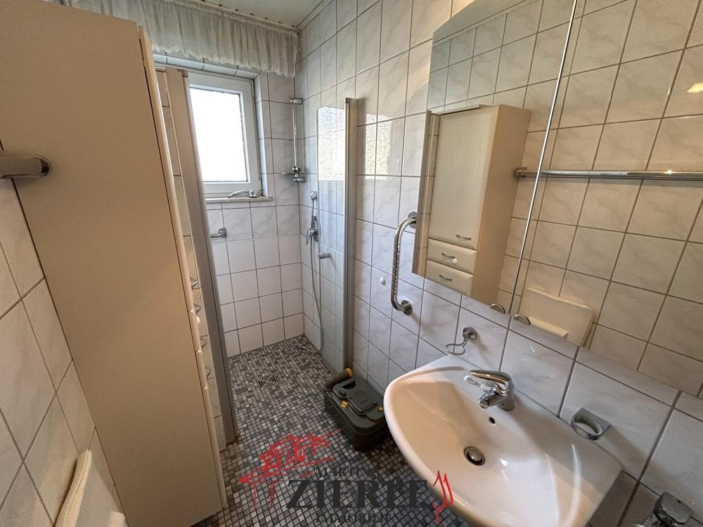 11- Badezimmer EG