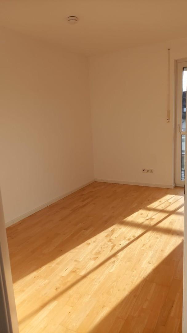 OG Zimmer 1 mit Balkon