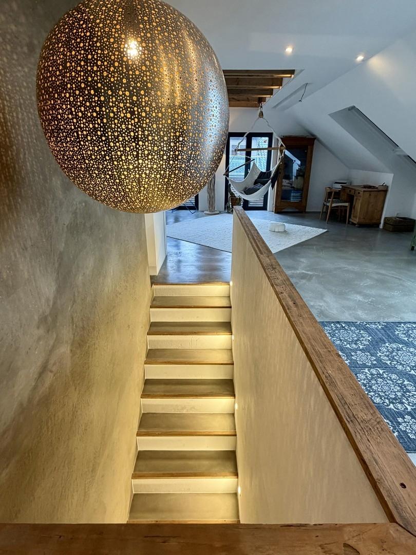 Treppenaufgang Einheit s/o