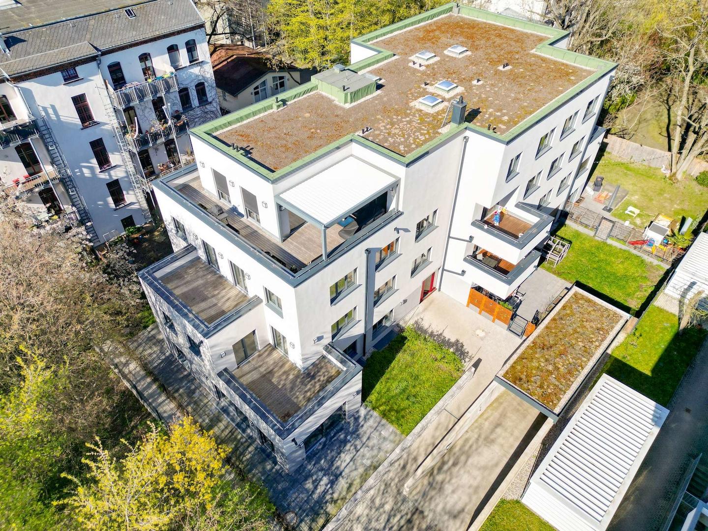 Großzügige Terrassen
