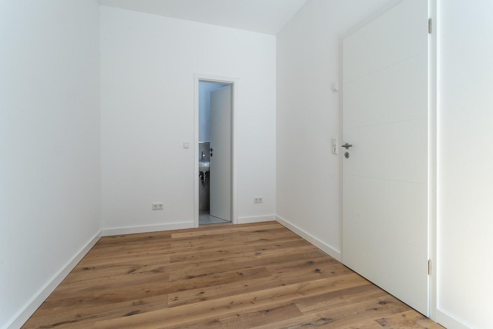 Schlafzimmer Gartengeschoss