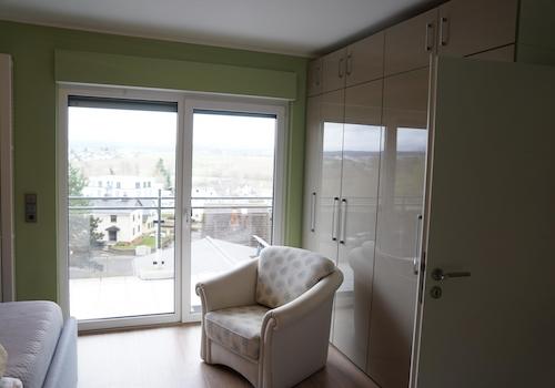 Schlafzimmer 1.