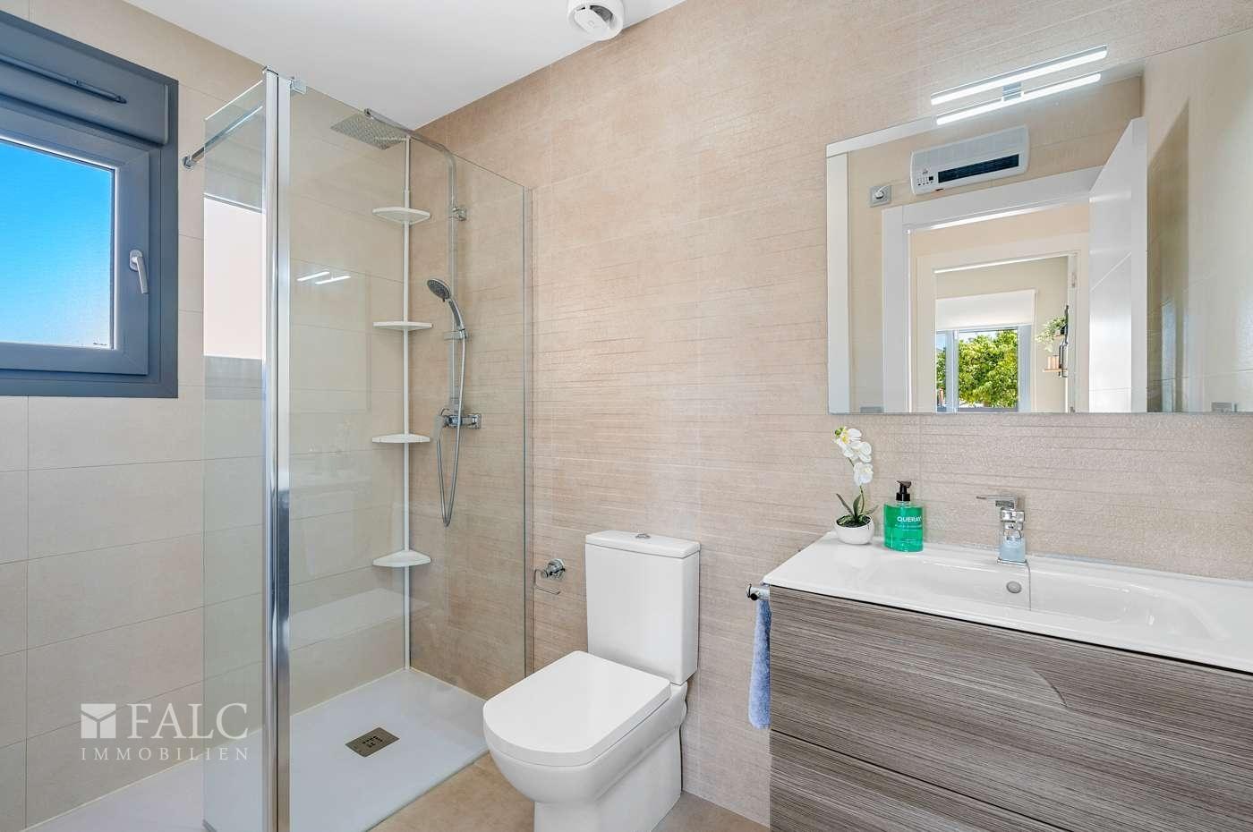 Bathroom / Baño