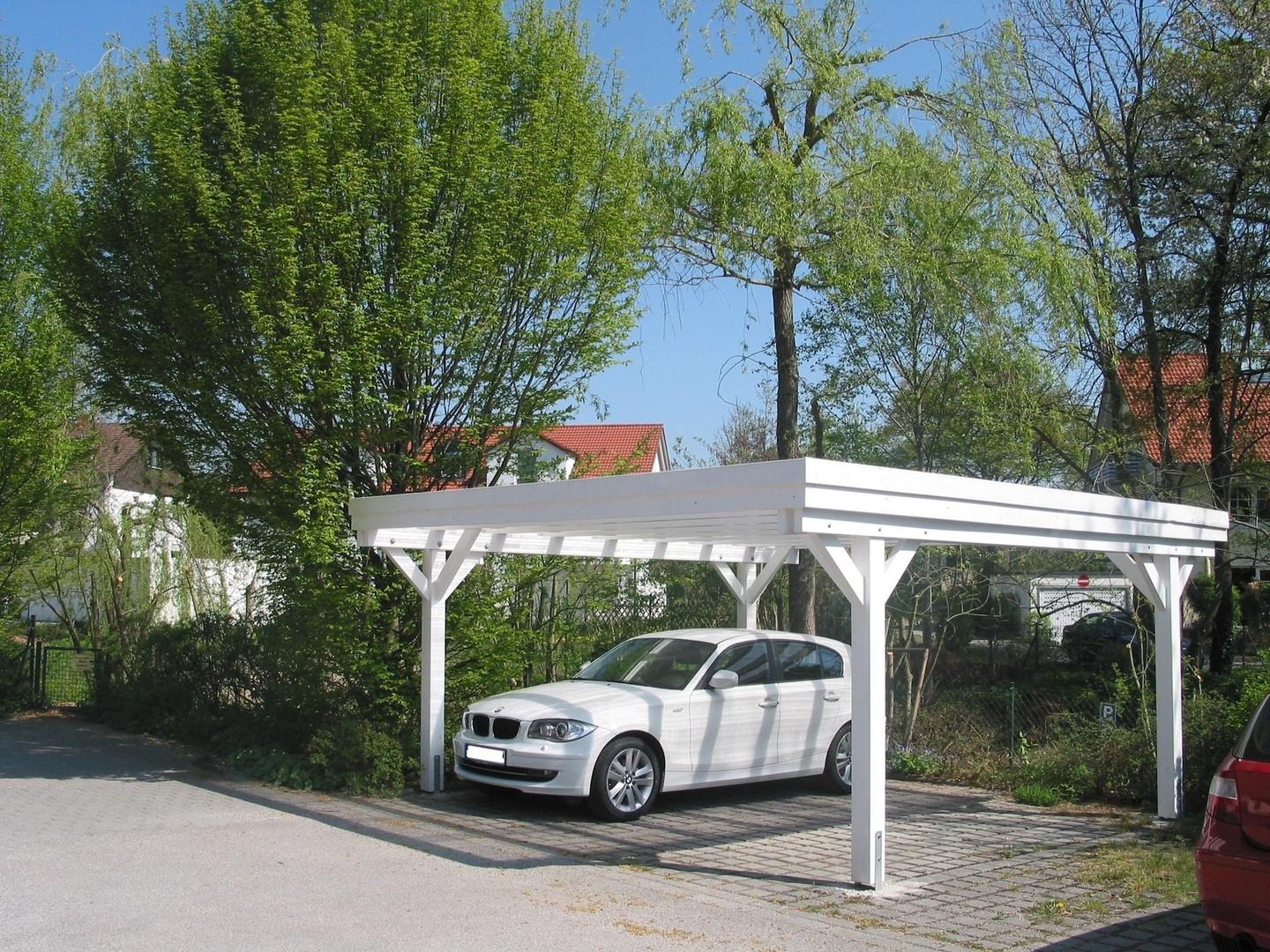 2. Carport mit Stellplatz
