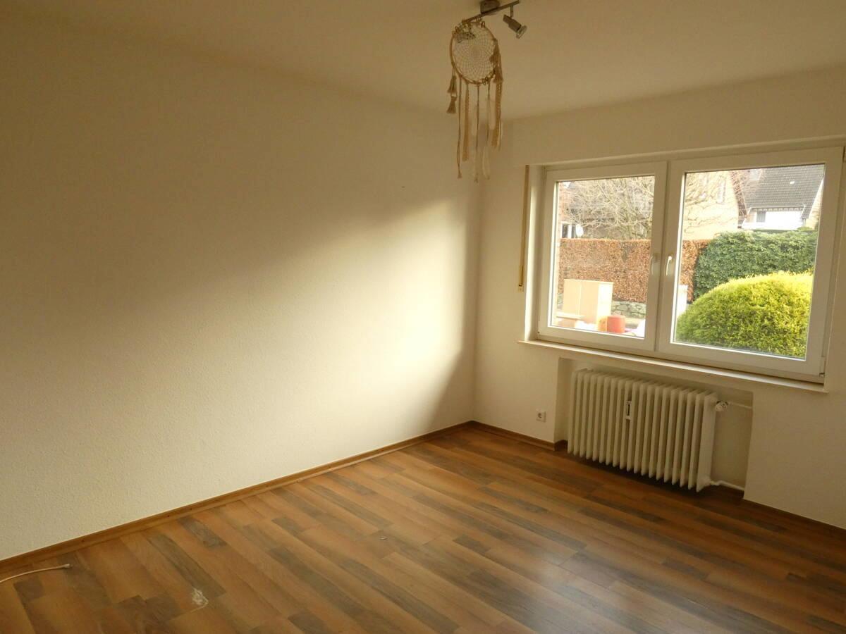 Schlafzimmer II EG