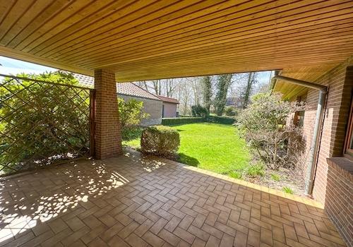 Überdachte Terrasse