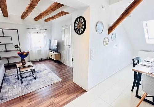 Wohnzimmer/Esszimmer