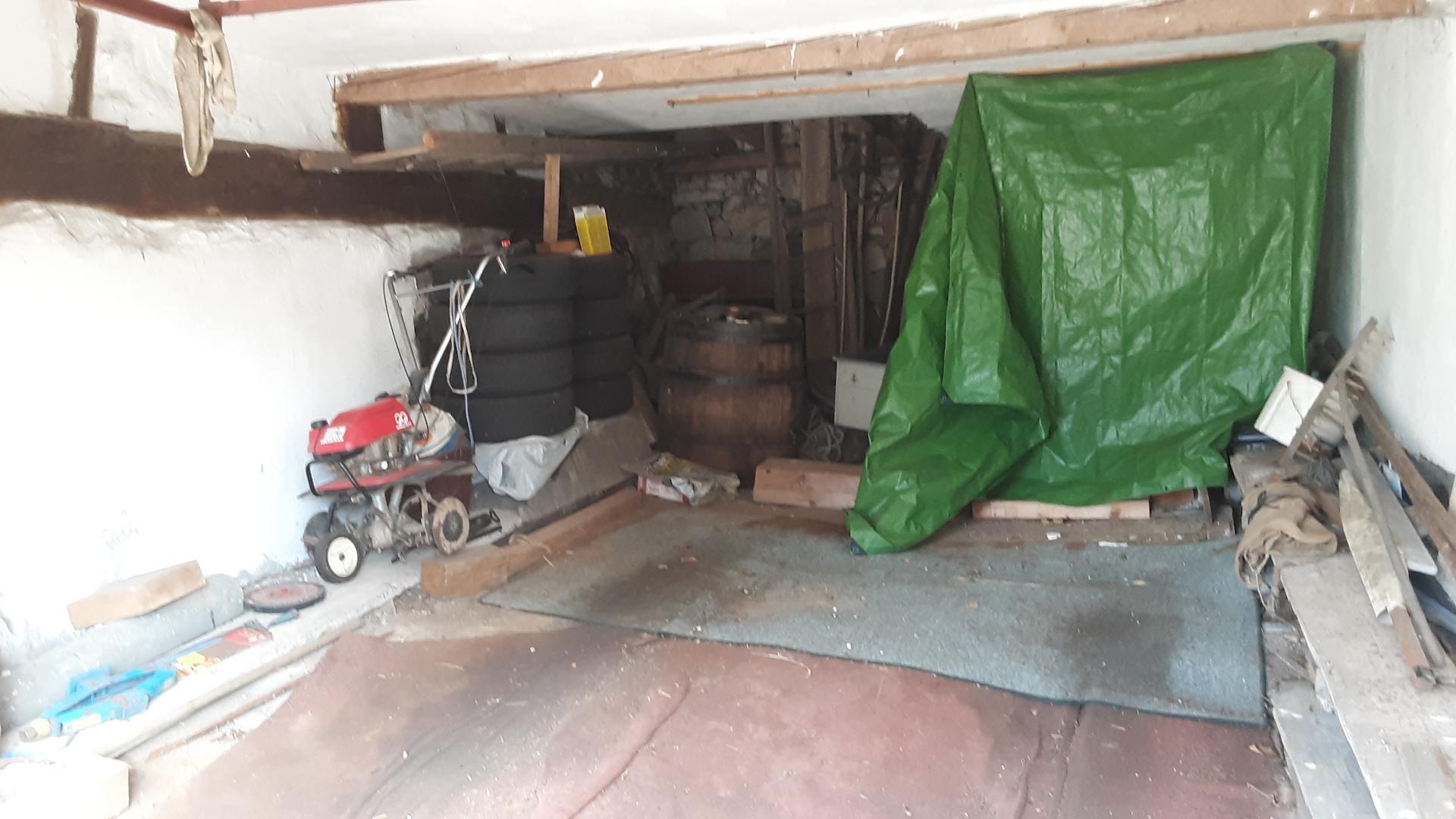 Garage  1    NFL