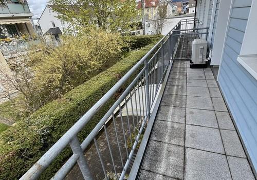 Balkon OG