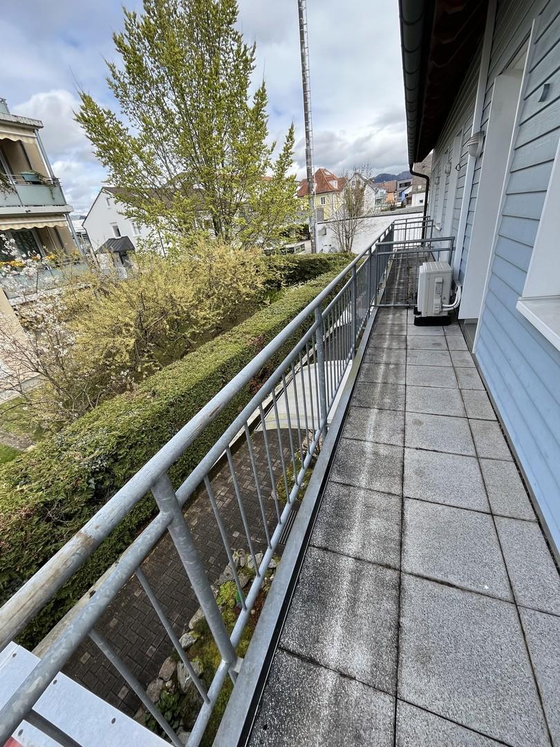 Balkon OG