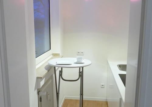 Stehtisch für 2 Personen