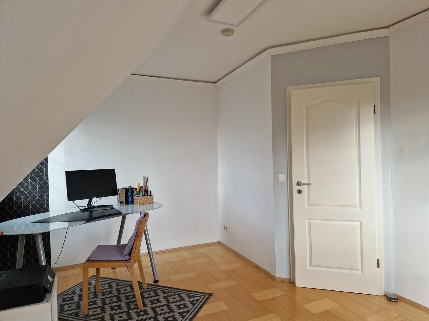 Kind 2  Glasfaser WLAN überall