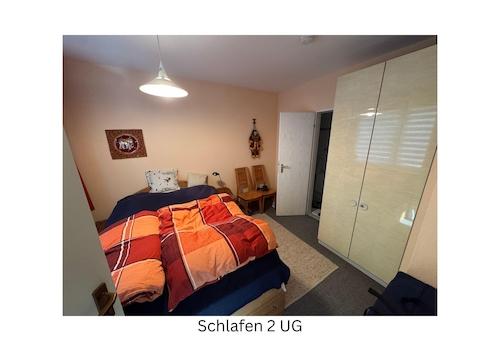 Schlafzimmer 1 im UG