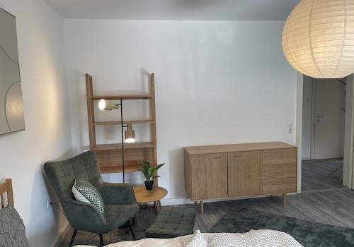 Sitzecke und Kommode