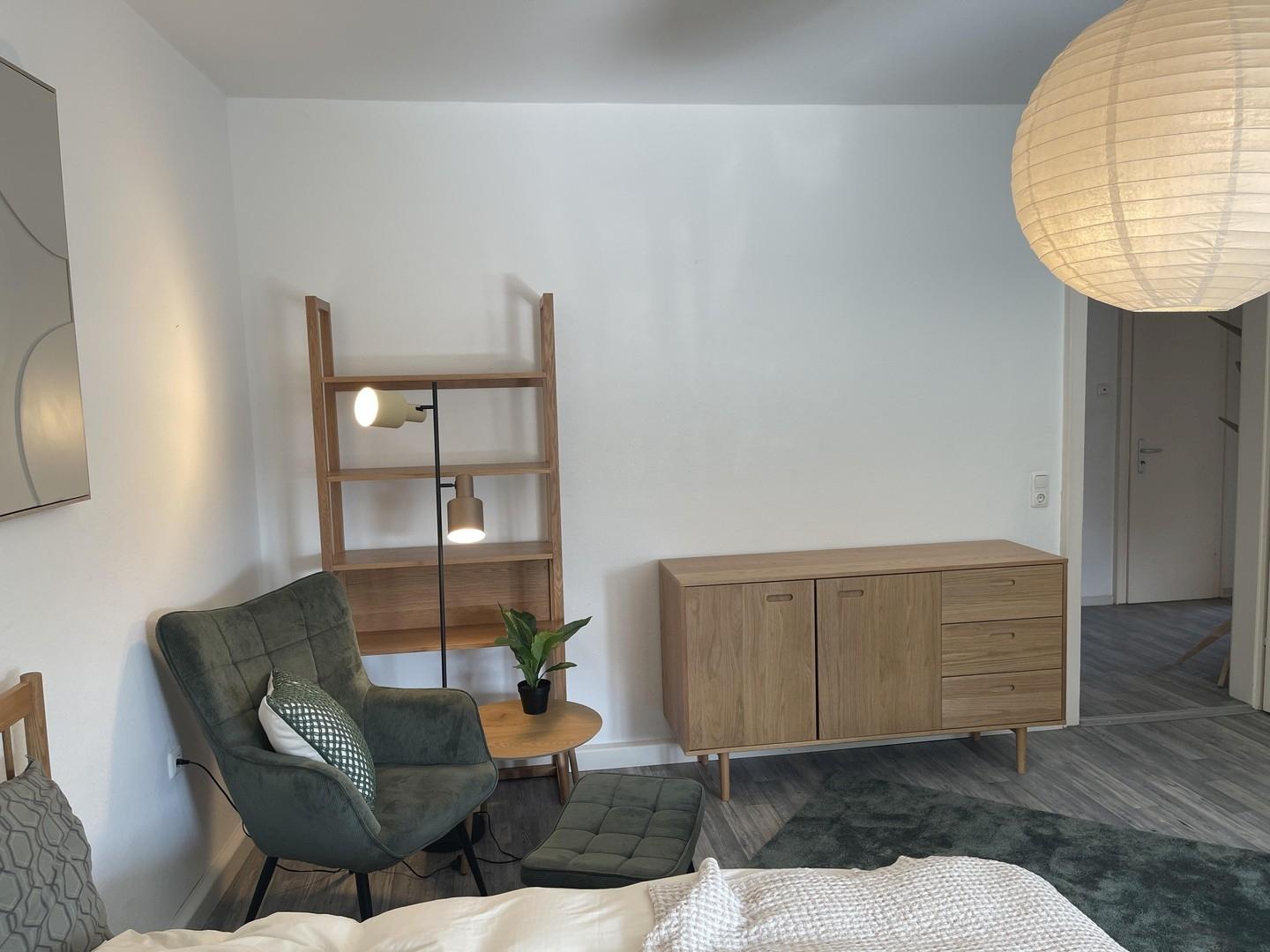 Sitzecke und Kommode