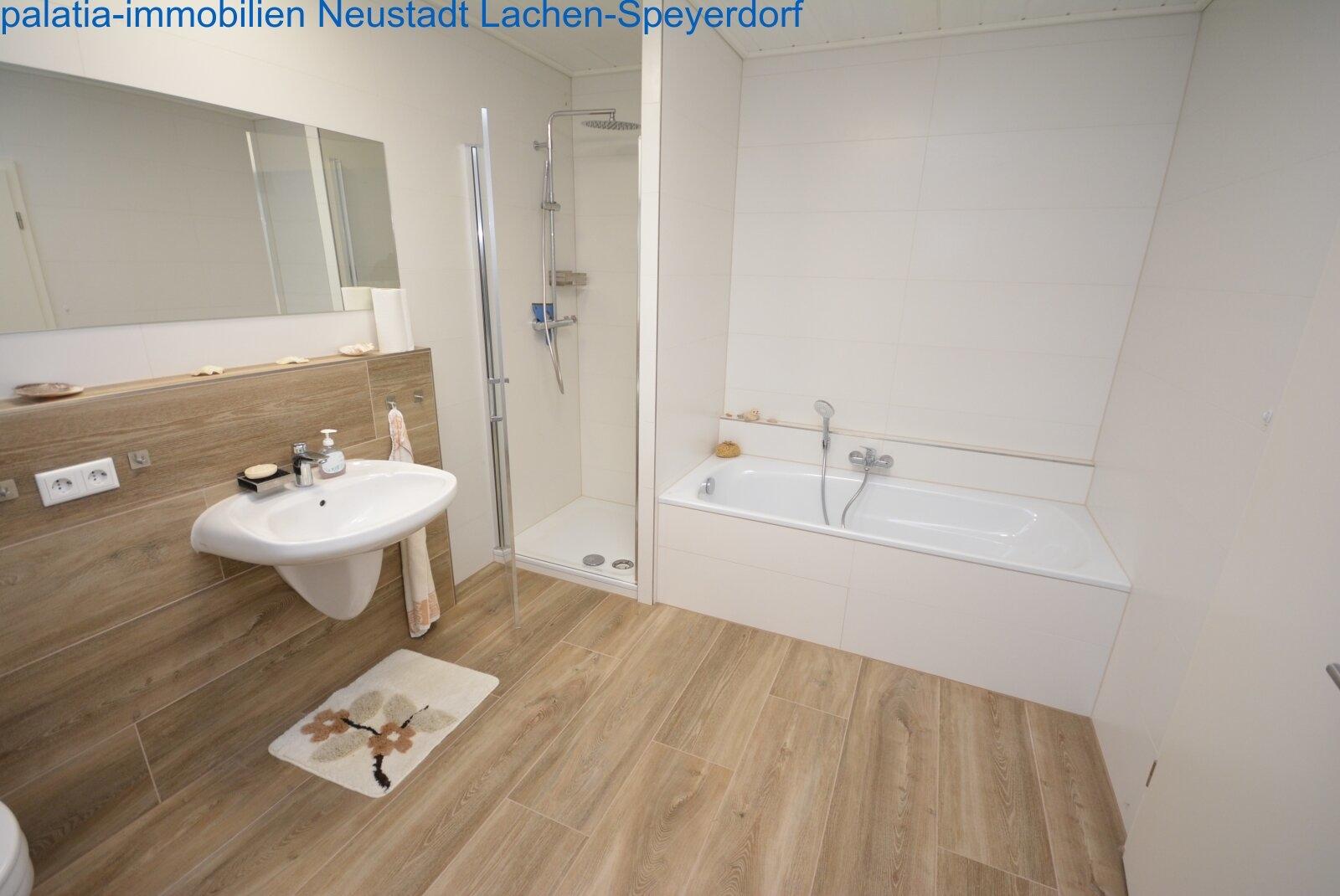 Neues Bad  Einliegerwohnung