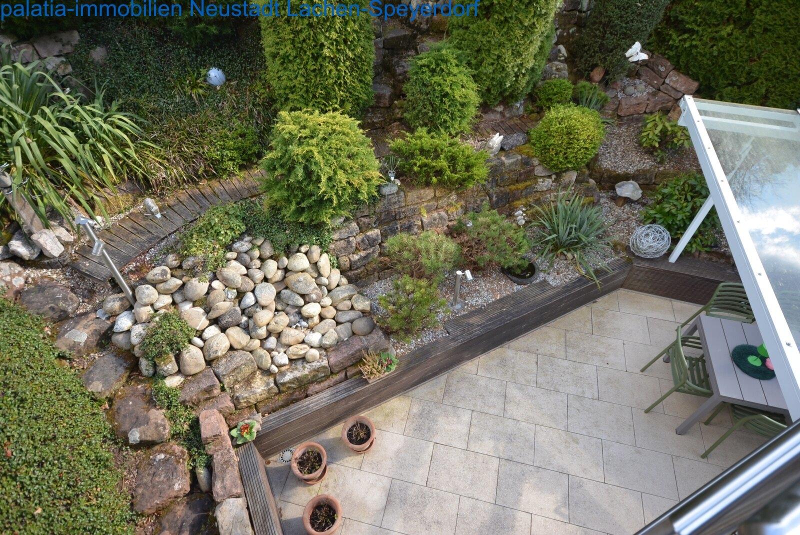 Terrasse EG 