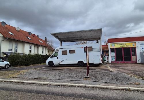 Straßenansicht