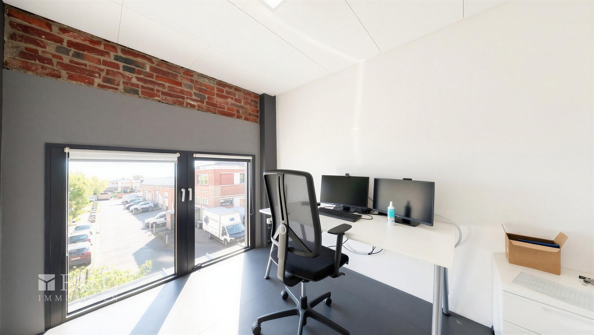 Büro 2