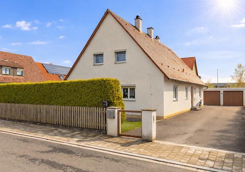 Familienidyll in Landsberg - Großzügiges Haus mit Potenzial in toller Wohnlage