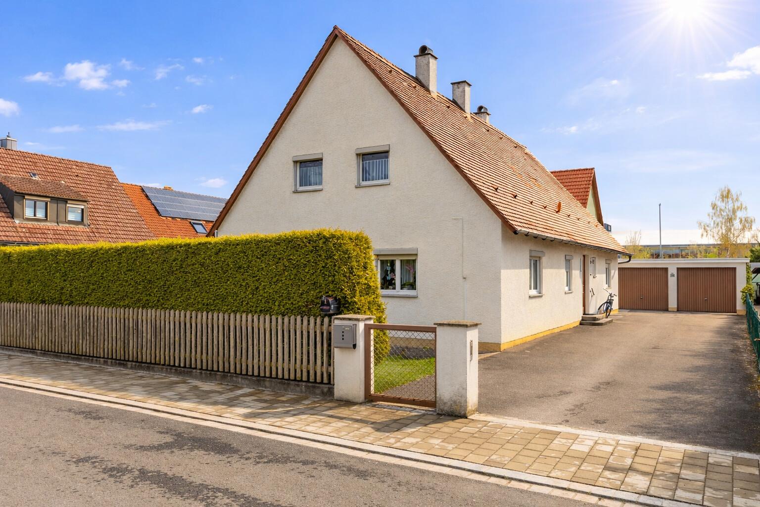 Familienidyll in Landsberg - Großzügiges Haus mit Potenzial in toller Wohnlage