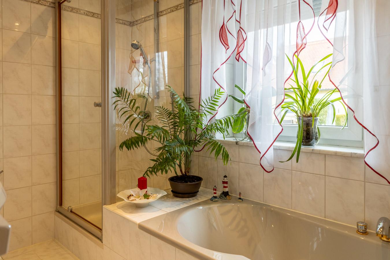 Familienidyll in Landsberg - Großzügiges Haus mit Potenzial in toller Wohnlage