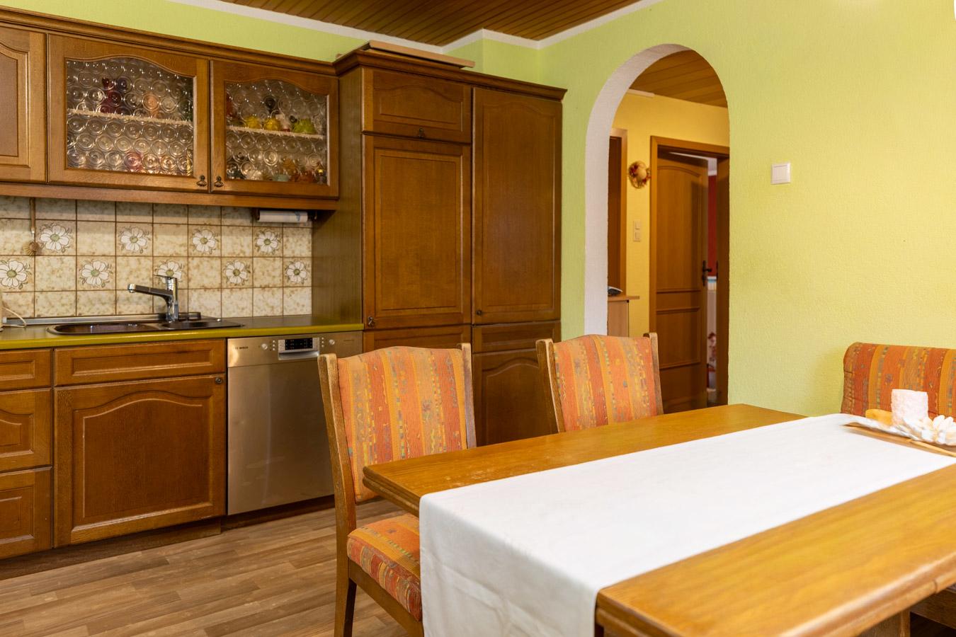 Familienidyll in Landsberg - Großzügiges Haus mit Potenzial in toller Wohnlage