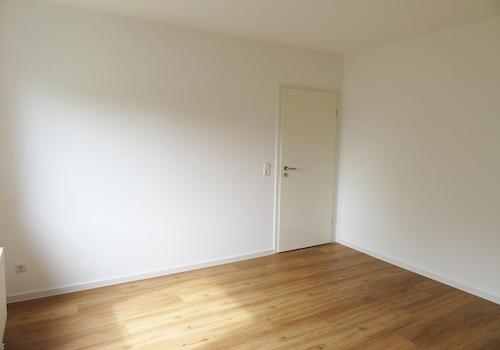 Eltern-Schlafzimmer 1