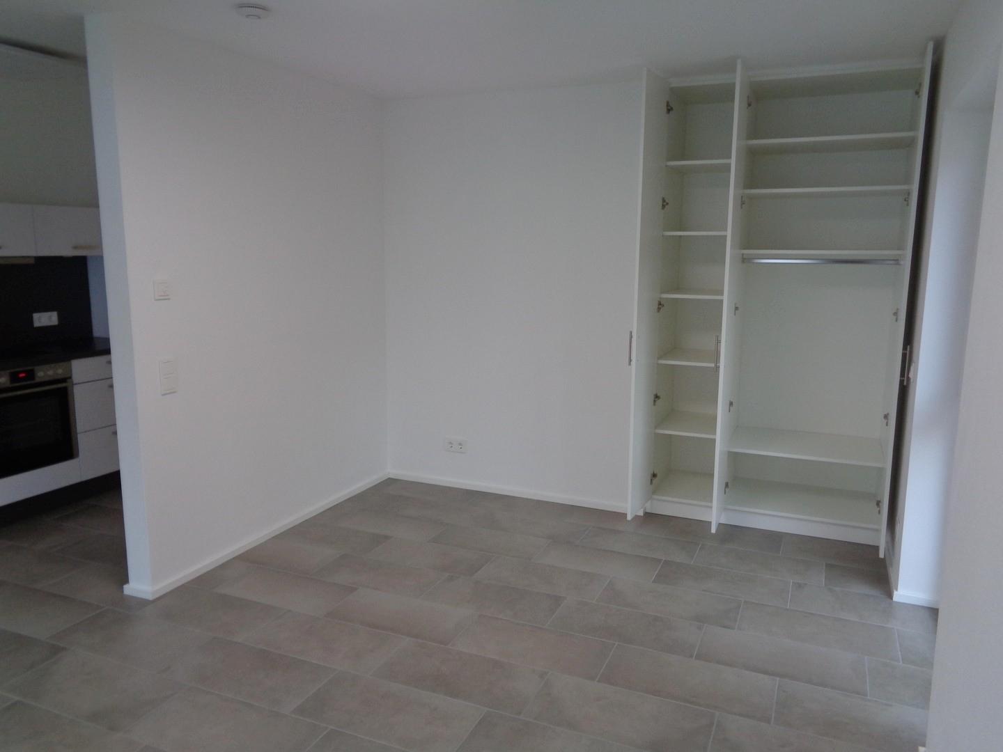 Wohnraum mit Einbauschrank