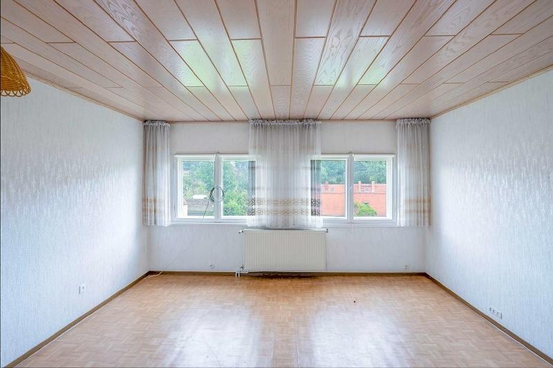 Zimmer 8