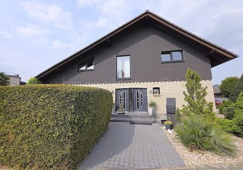  ANSICHT DES HAUSES