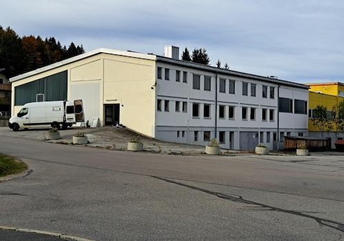 Gebäude Seite Palmberstraße