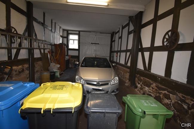 große Garage