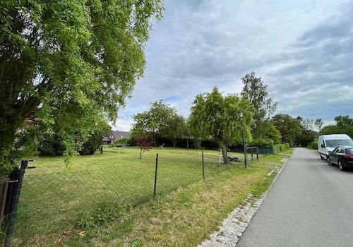 Ansicht mit Zufahrtsstraße