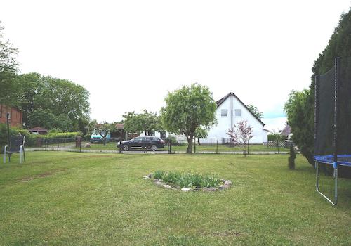 Blick vom Grundstück