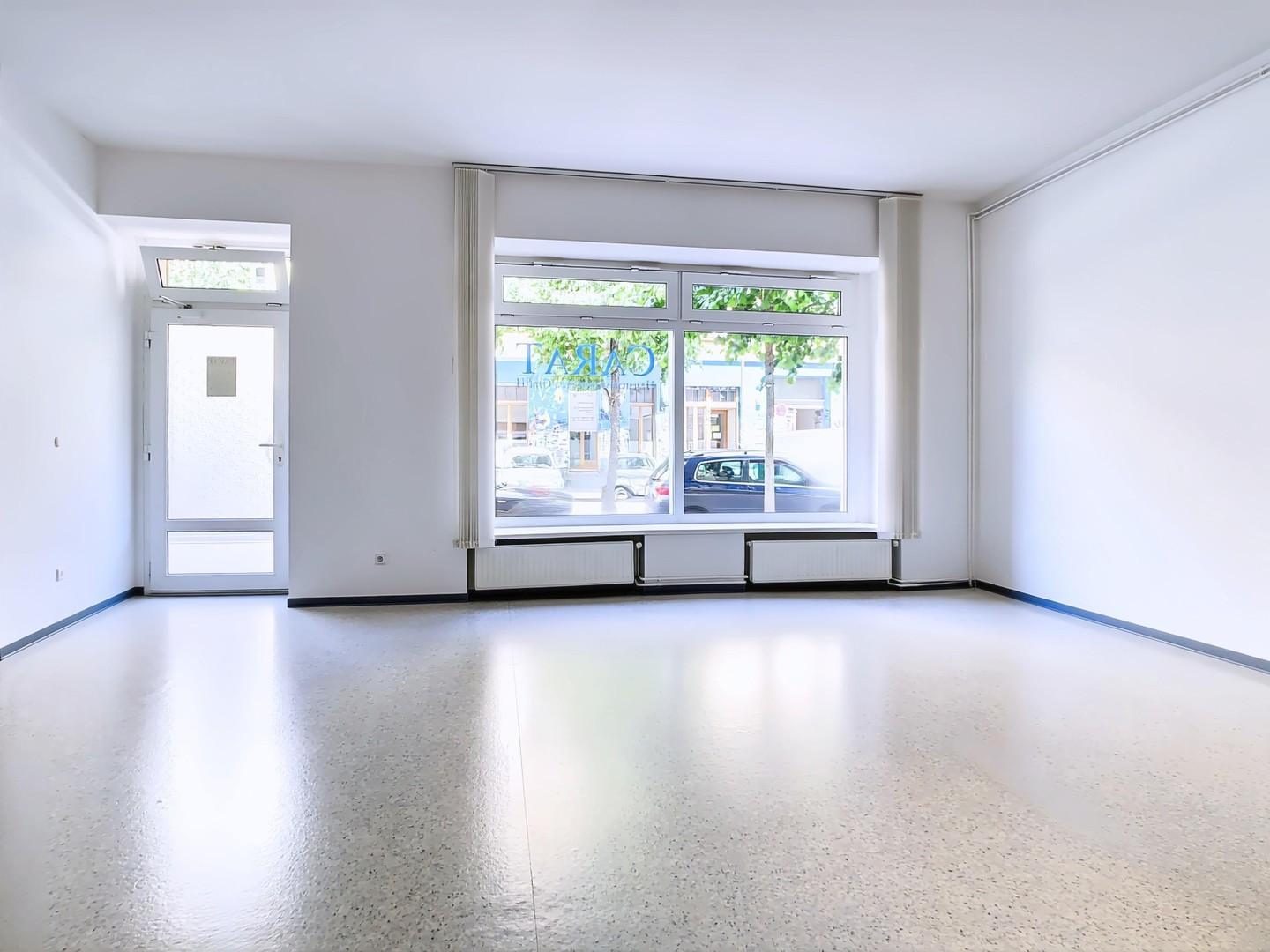 Unterteilbarer, großer Raum