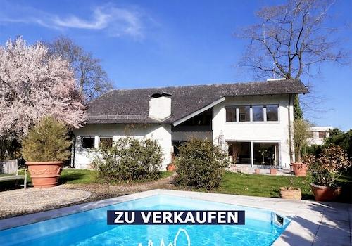 Außen mit Pool