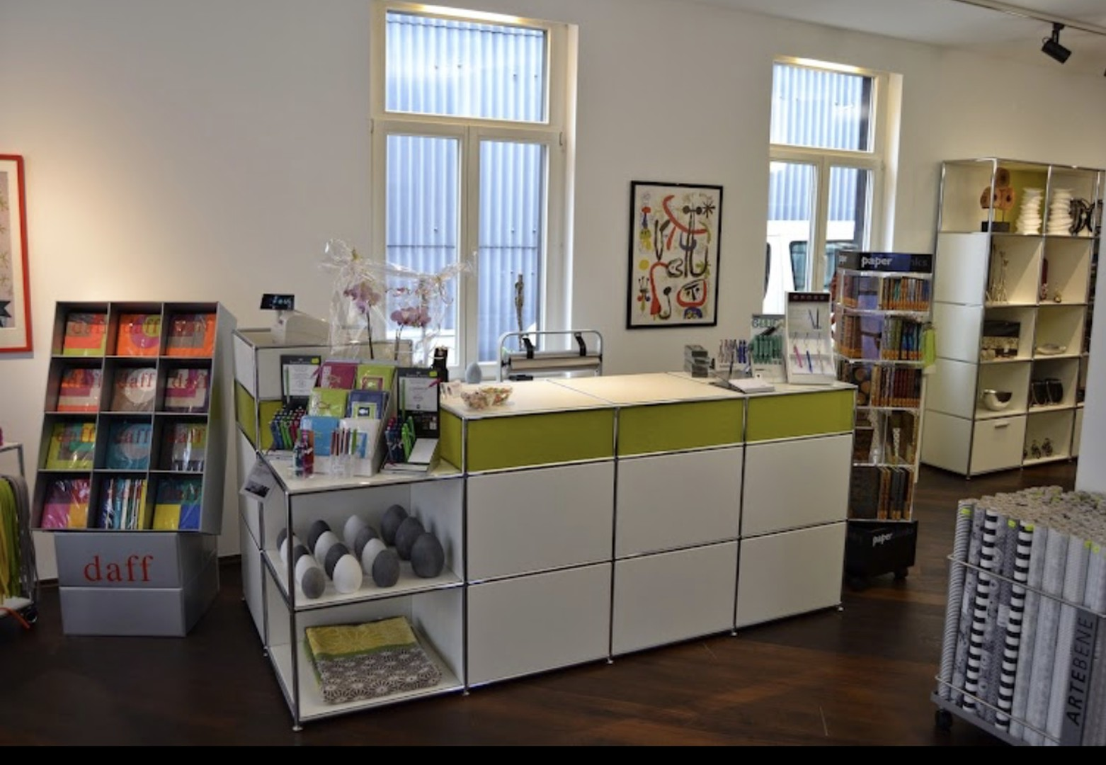 Innenansicht, Papeterie