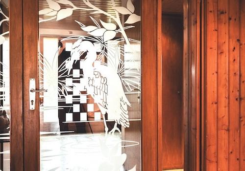 Lichtdurchflutete Eingangdiele