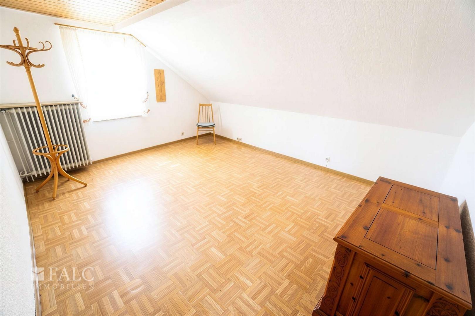 Schlafzimmer DG 