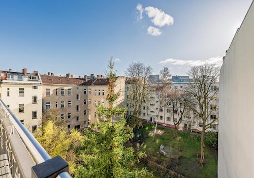 Blick vom tollen großen Balkon