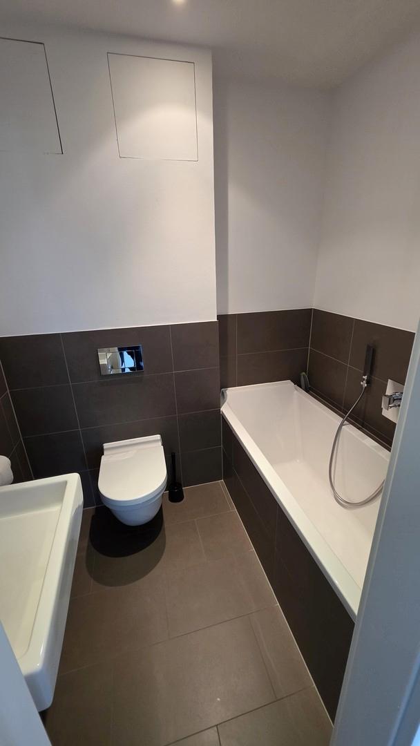 Gäste WC mit Badewanne