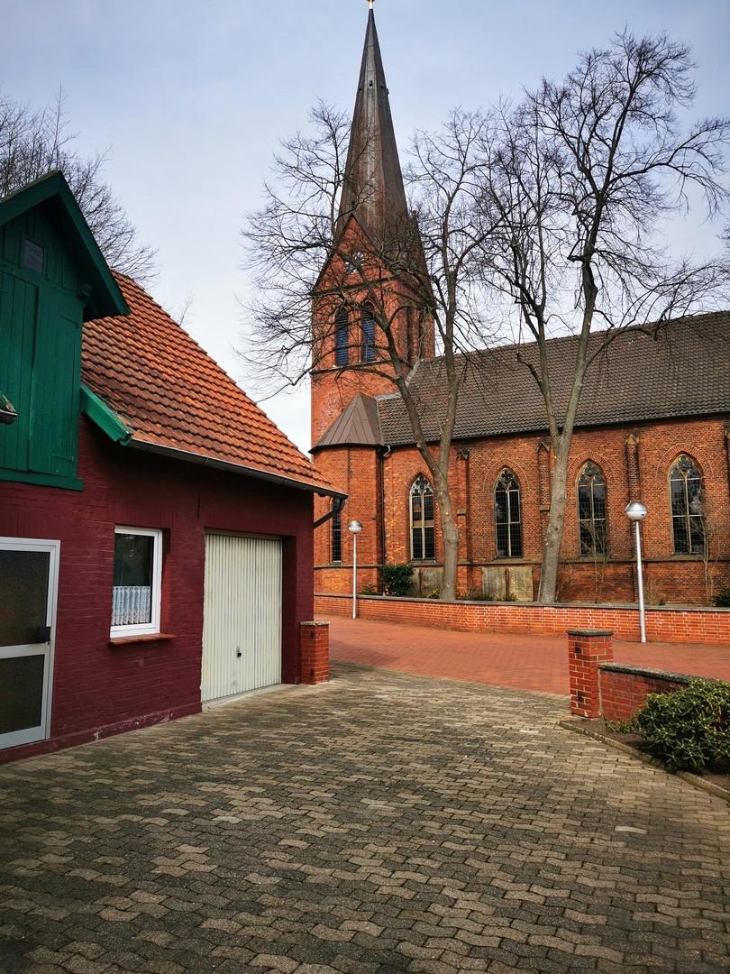 Ansicht Garage + Nebeneingang