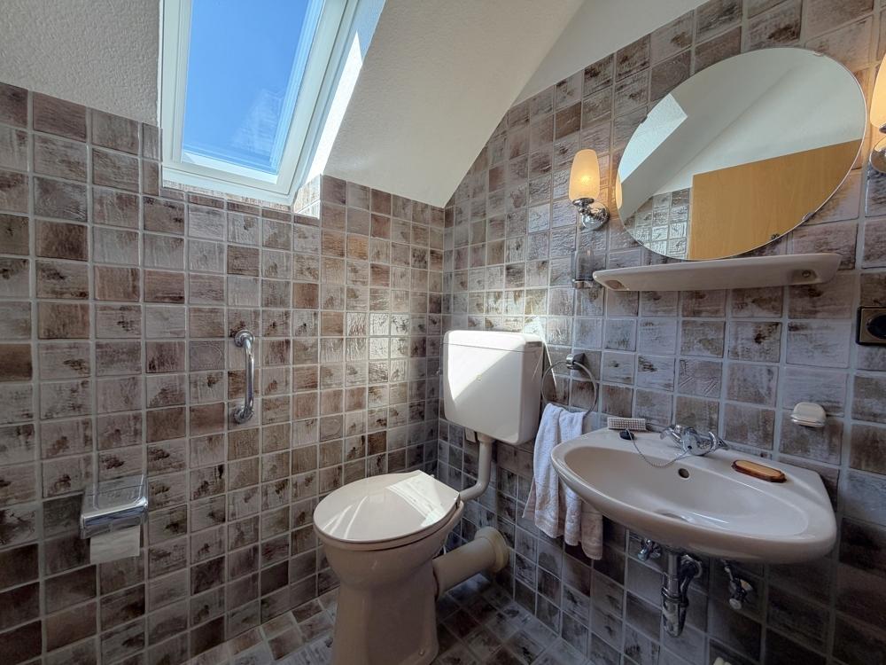 Gäste-WC im DG