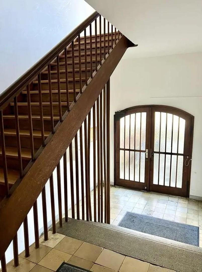 Hauseingang / Treppenhaus