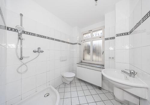 Eigentumswohnung | Badezimmer mit Dusche