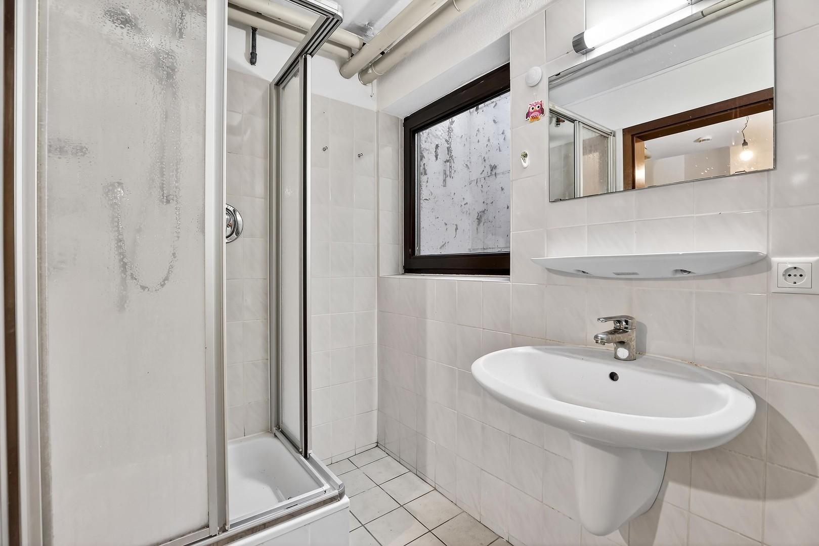 Badezimmer im Keller