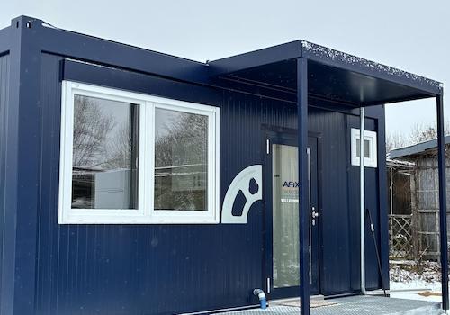 Bürocontainer Eingang